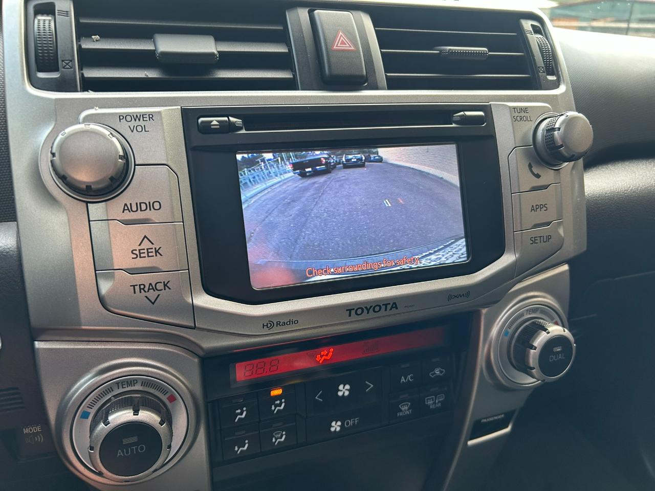 Toyota 4Runner Limited 4WD V6 2013