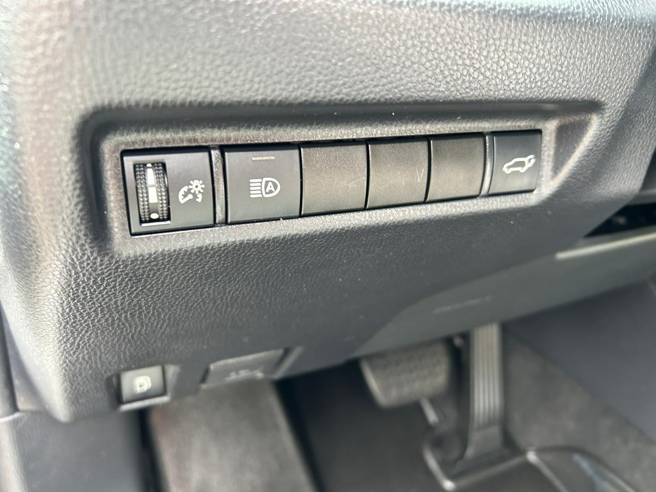 Toyota RAV4 Hybrid XLE 2020