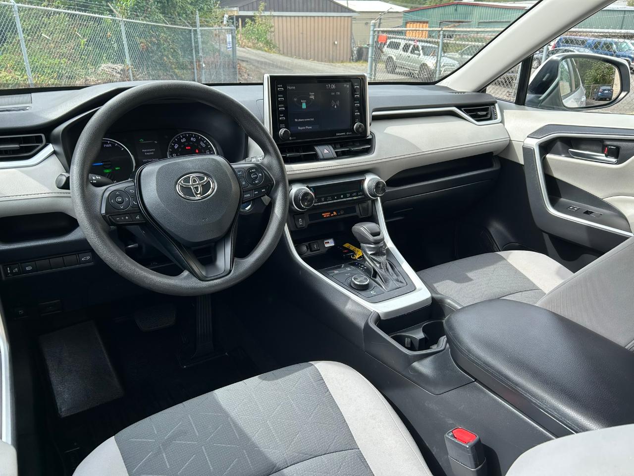 Toyota RAV4 Hybrid XLE 2020