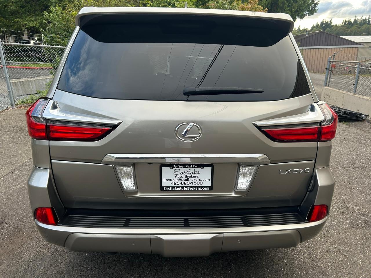 Lexus LX 570 Sport Utility 2016