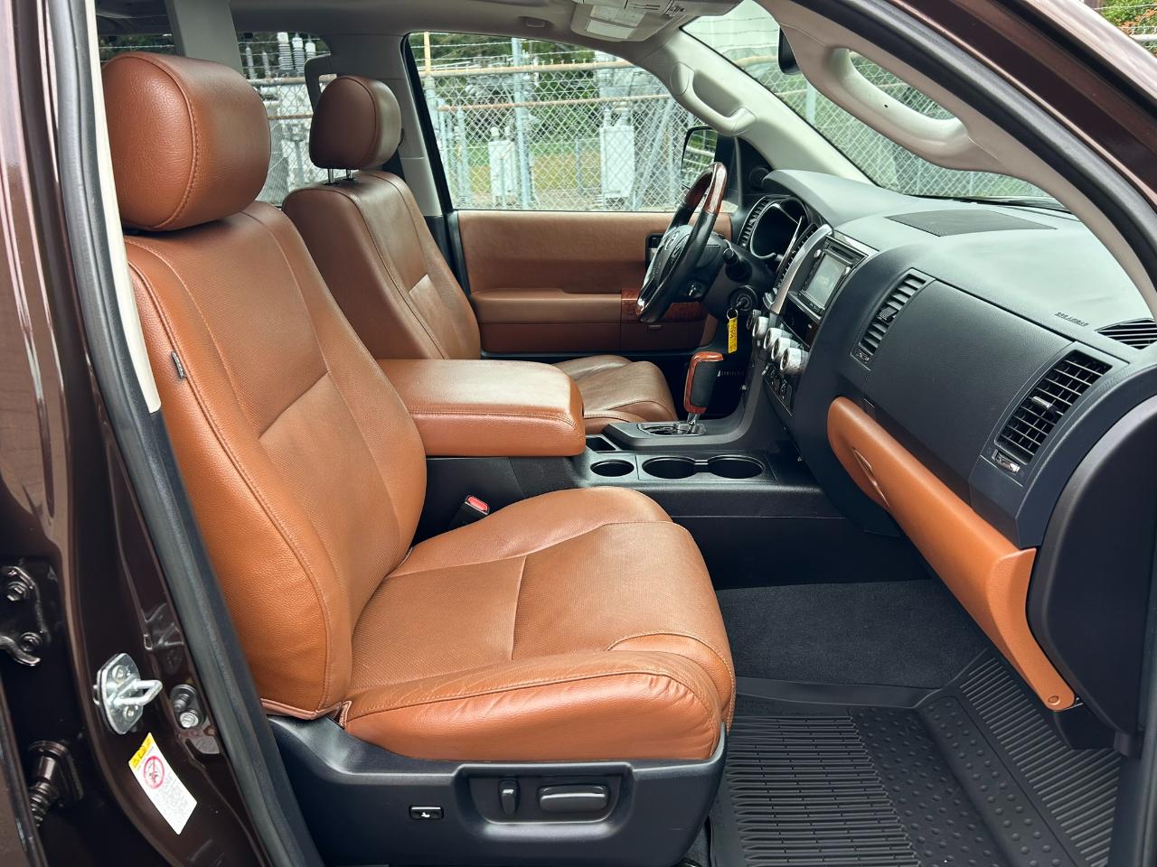 Toyota Sequoia Plantium 4WD 2019