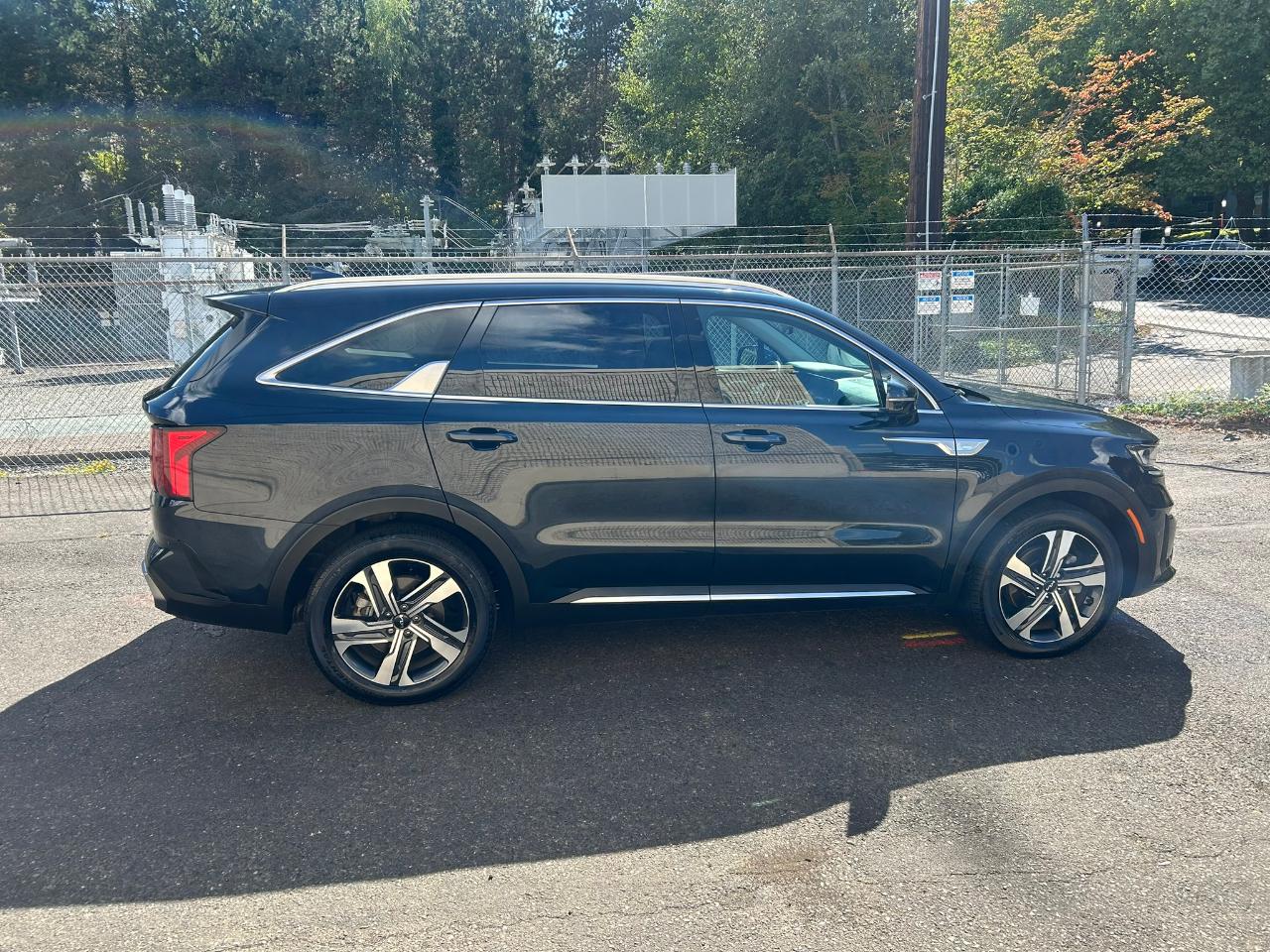 Kia Sorento Hybrid EX AWD 2023