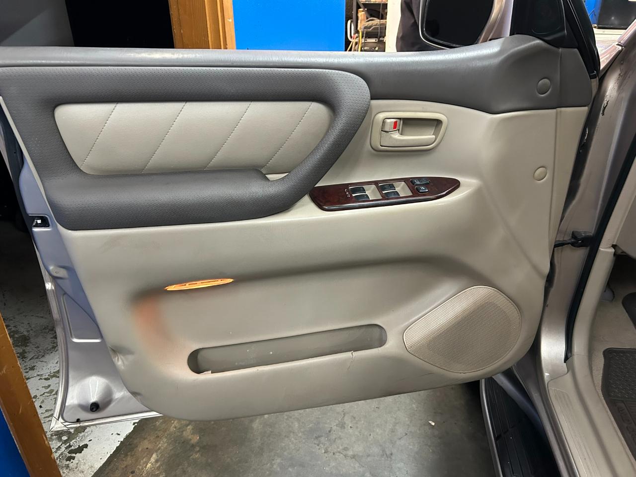 Toyota Land Cruiser 4WD 2006