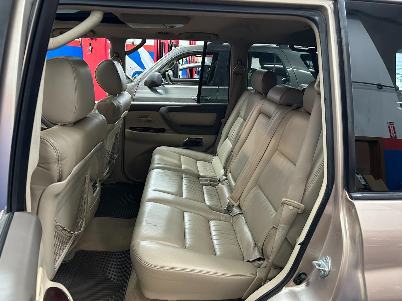 Toyota Land Cruiser 4WD 2006