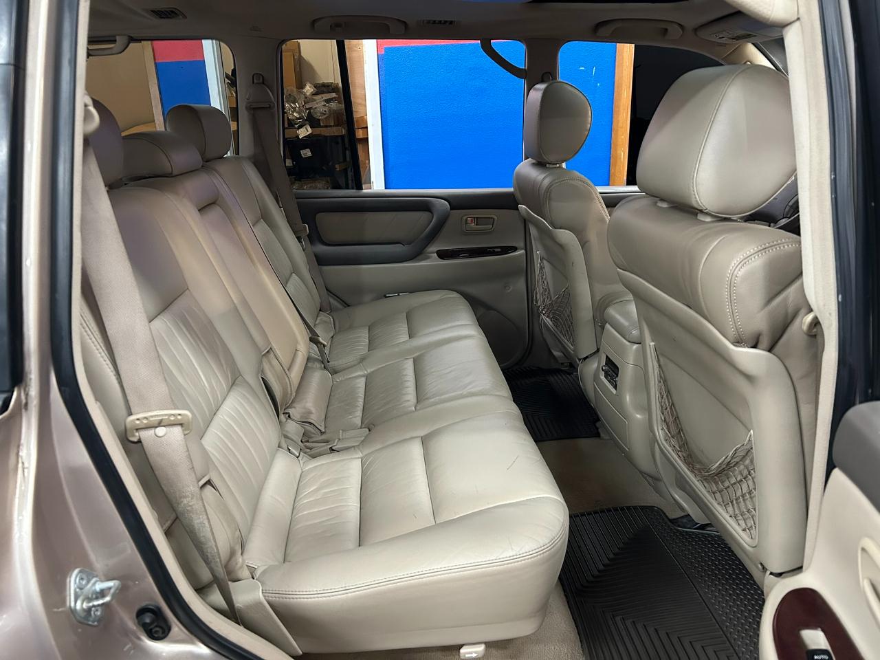 Toyota Land Cruiser 4WD 2006