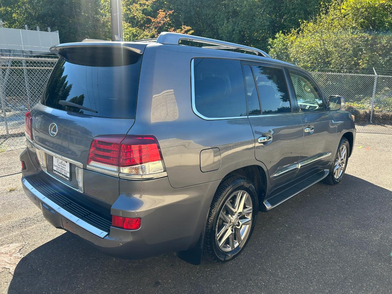 Lexus LX 570 Sport Utility 2013