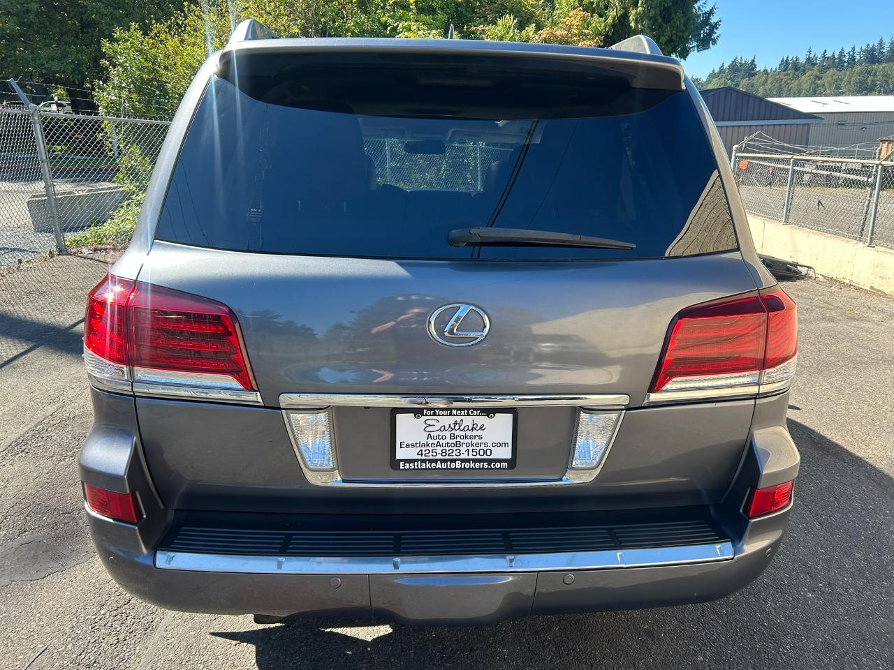 Lexus LX 570 Sport Utility 2013