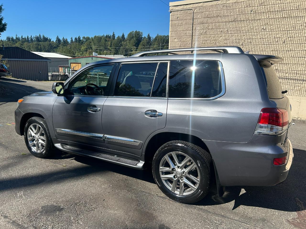 Lexus LX 570 Sport Utility 2013