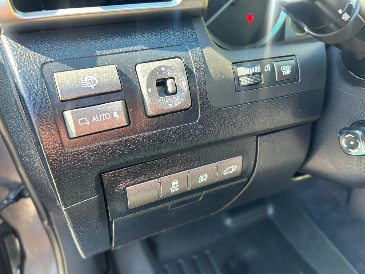 Lexus LX 570 Sport Utility 2013
