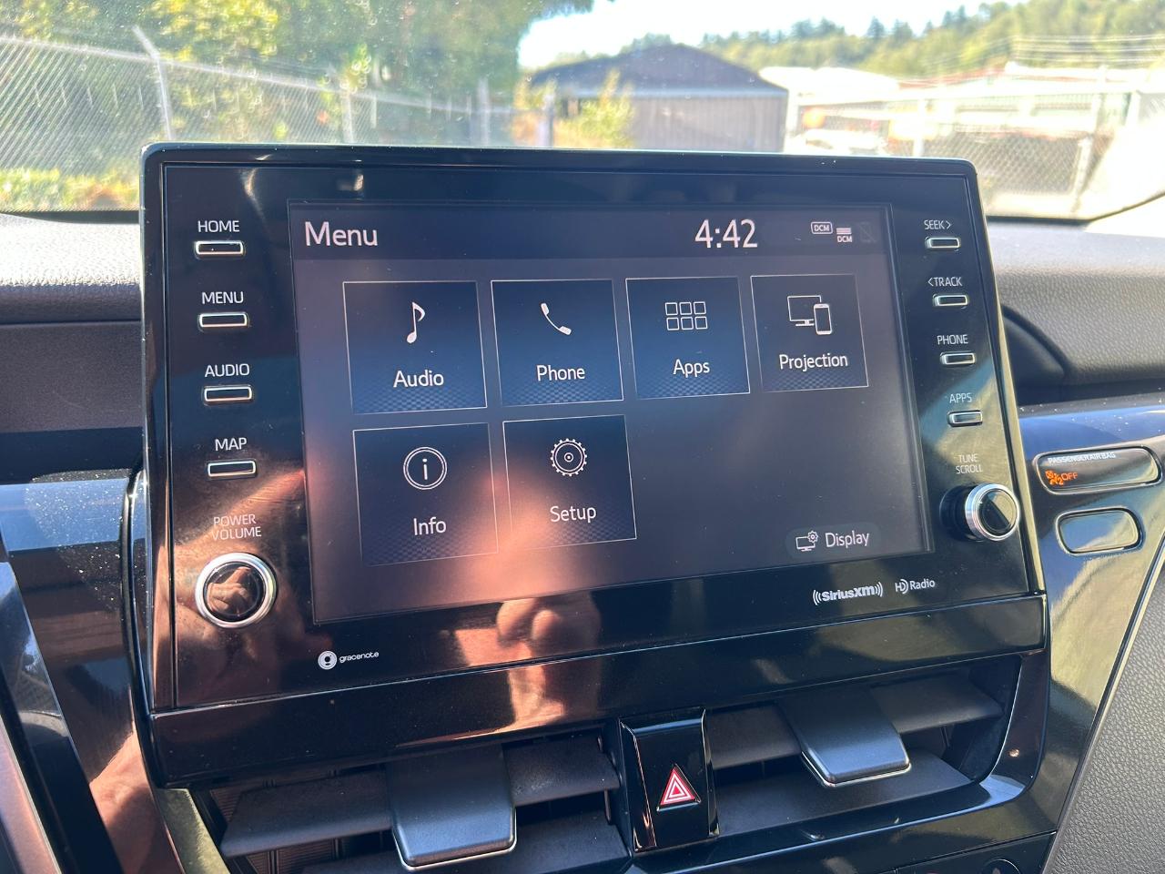 Toyota Camry Hybrid XSE 2022