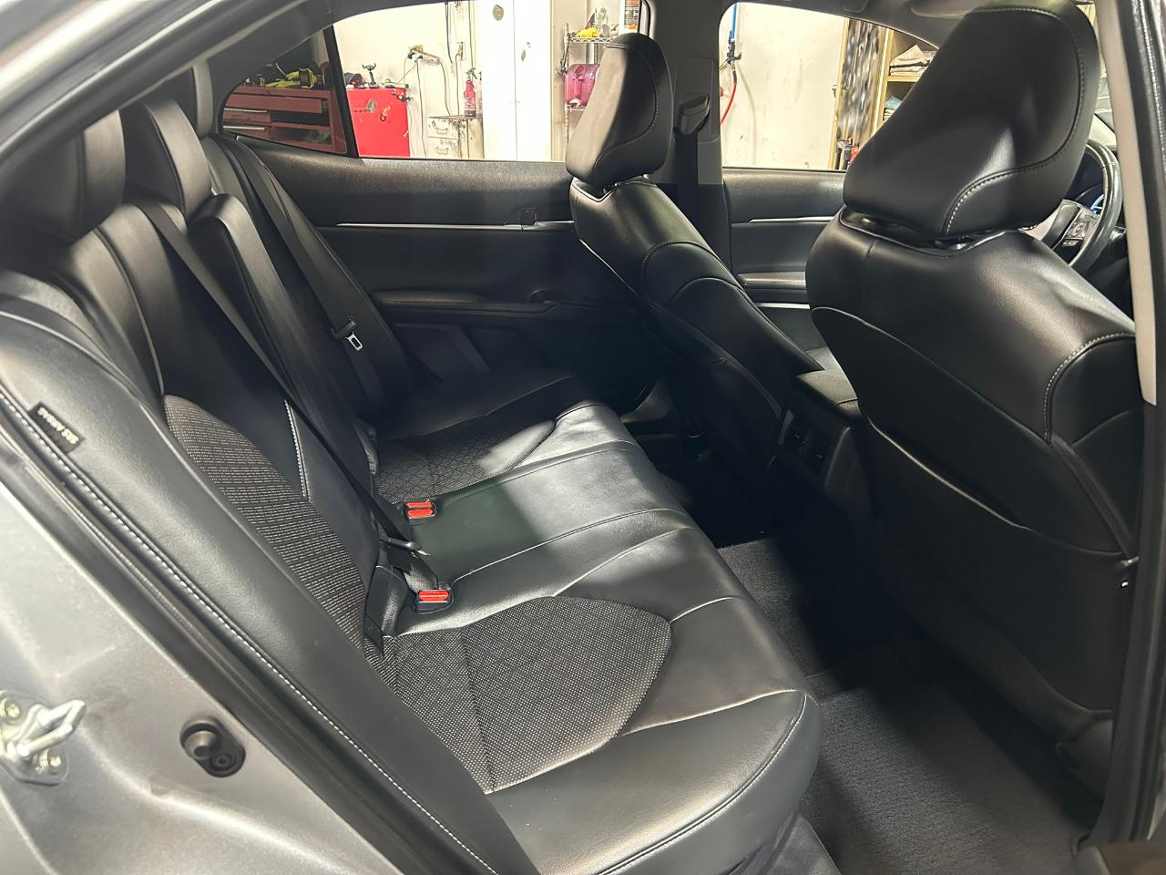 Toyota Camry Hybrid XSE 2022