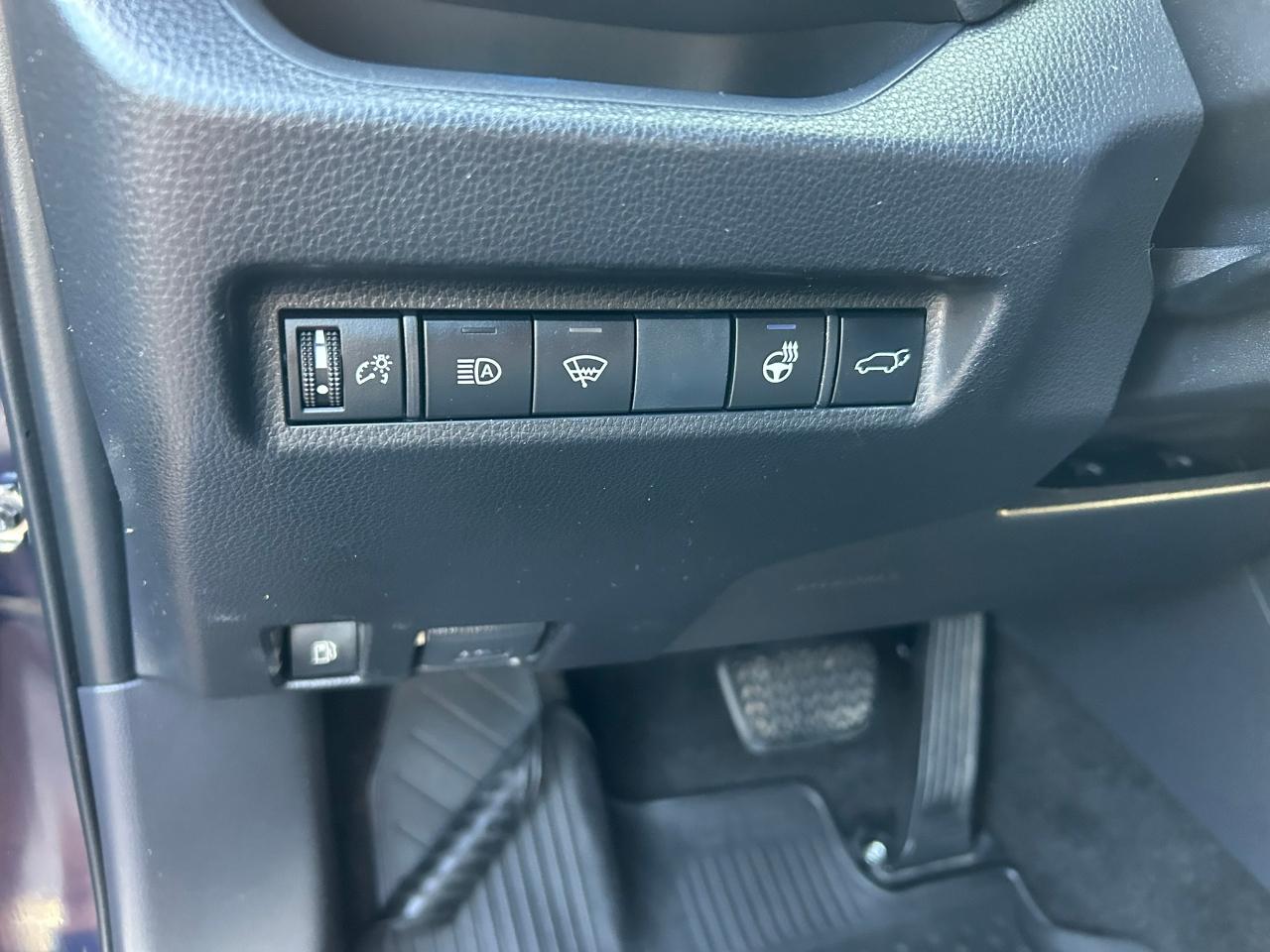 Toyota RAV4 Hybrid XSE 2019