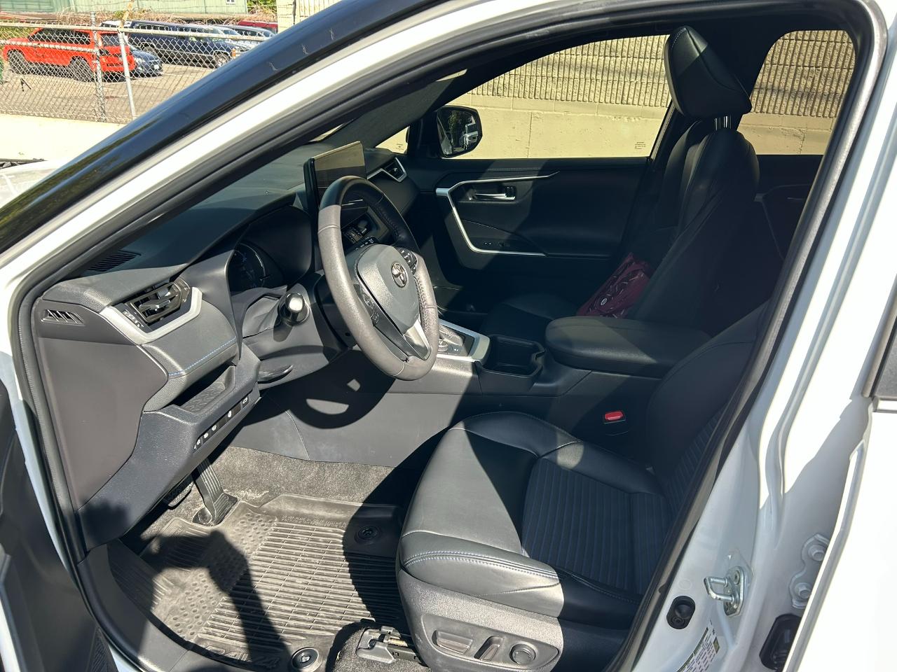 Toyota RAV4 Hybrid XSE 2024
