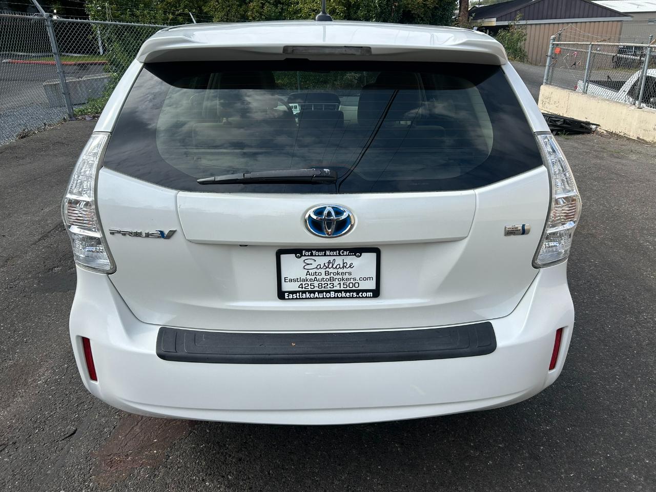Toyota Prius V Three 2012