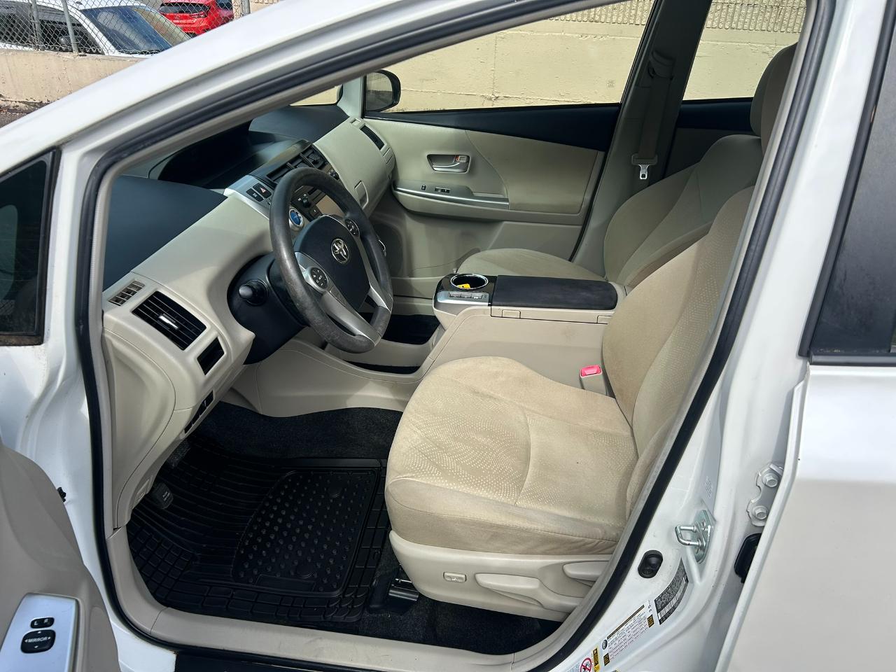 Toyota Prius V Three 2012