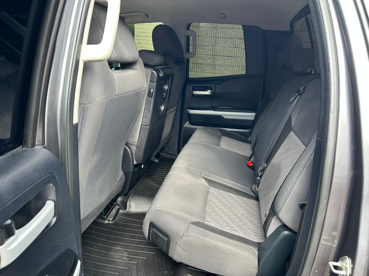 Toyota Tundra SR5 5.7L V8 FFV Double Cab 4WD 2014