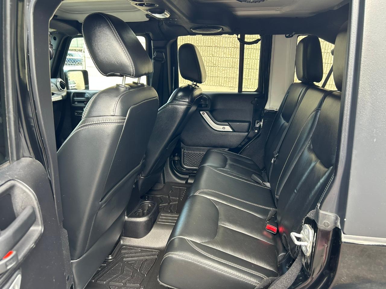 Jeep Wrangler Unlimited Rubicon 4WD 2014