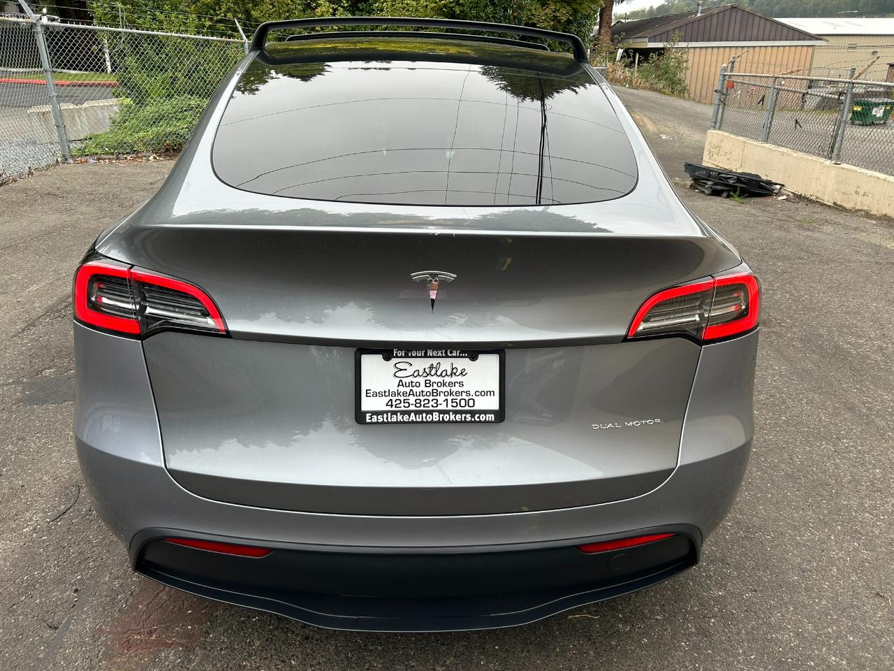 Tesla Model Y Long Range AWD 2024