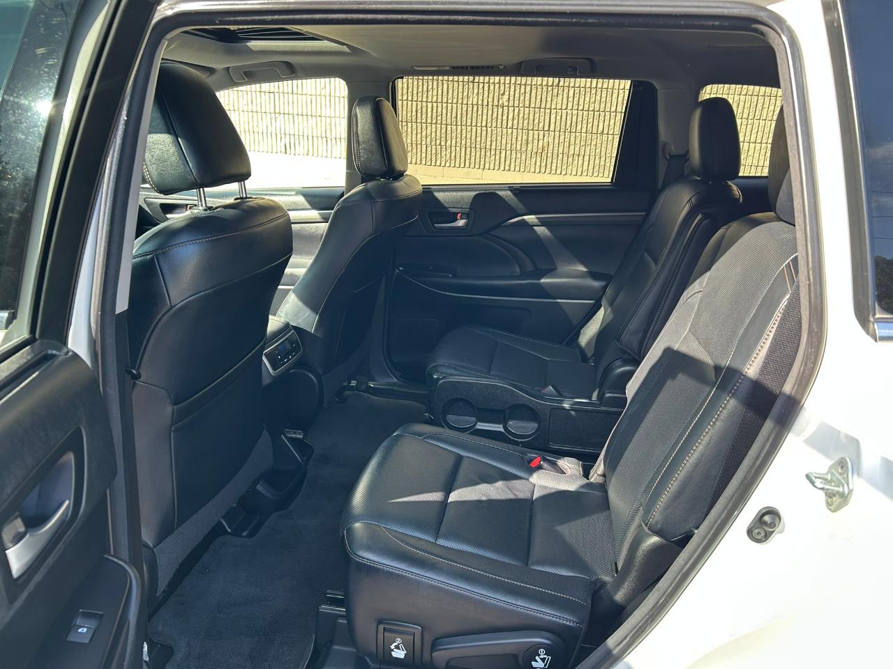 Toyota Highlander Hybrid Limited AWD 2018