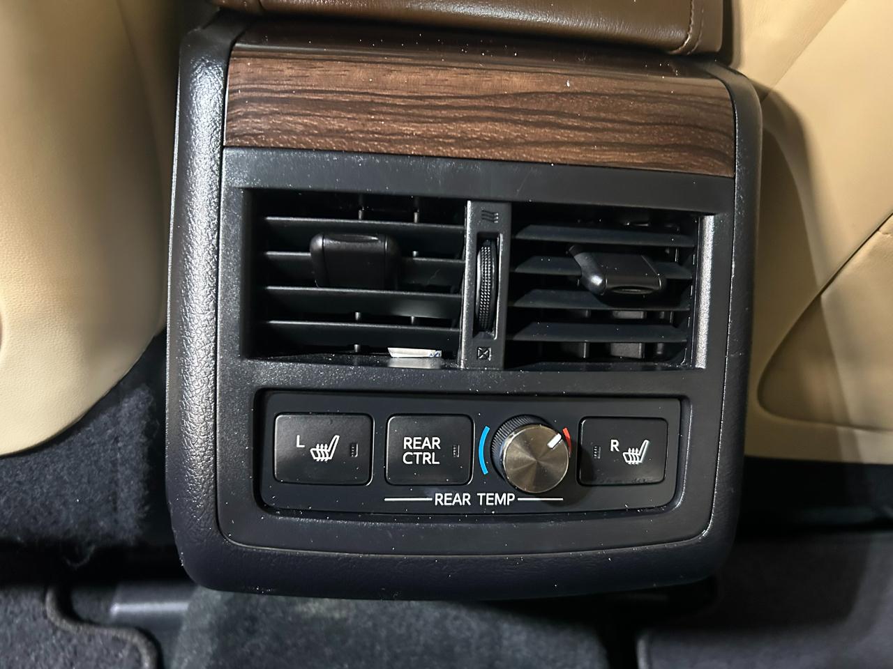 Toyota Avalon Hybrid XLE Premium 2013