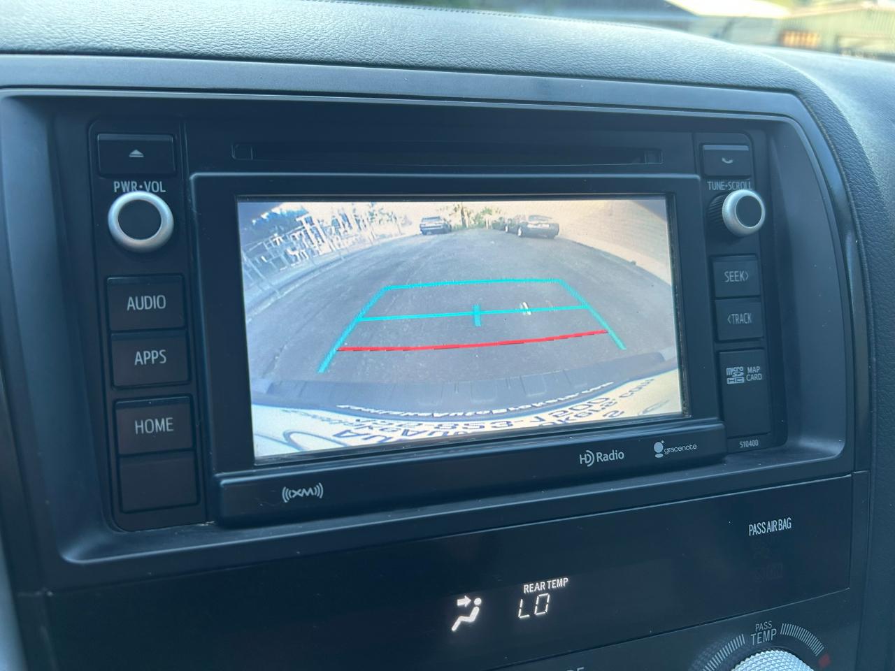 Toyota Sequoia SR5 5.7L 4WD 2018