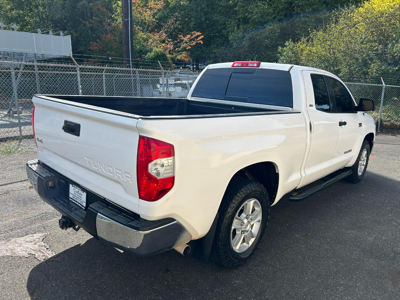 Toyota Tundra SR5 5.7L V8 FFV Double Cab 4WD 2019