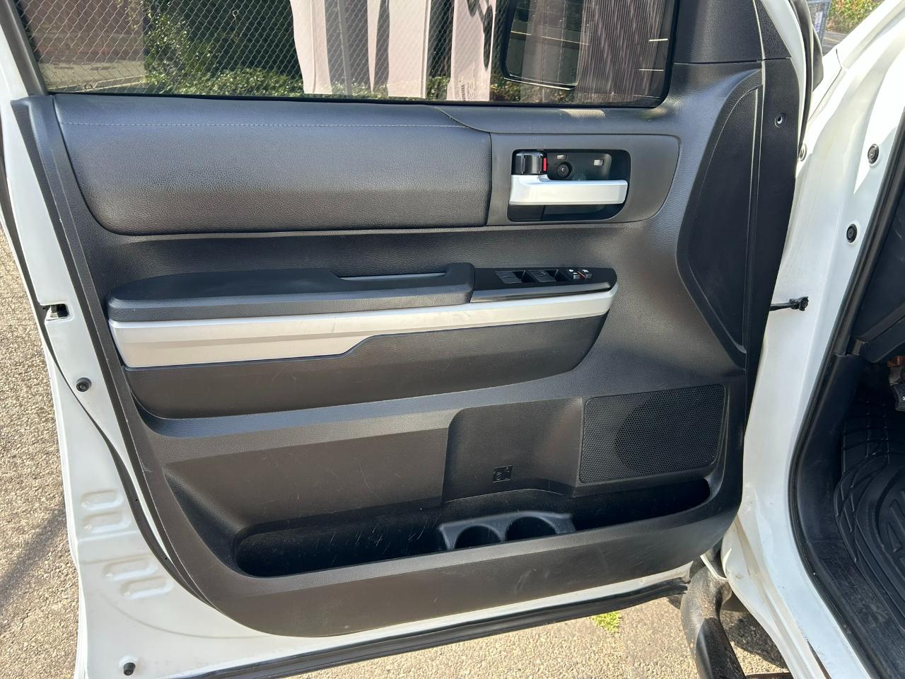 Toyota Tundra SR5 5.7L V8 FFV Double Cab 4WD 2019