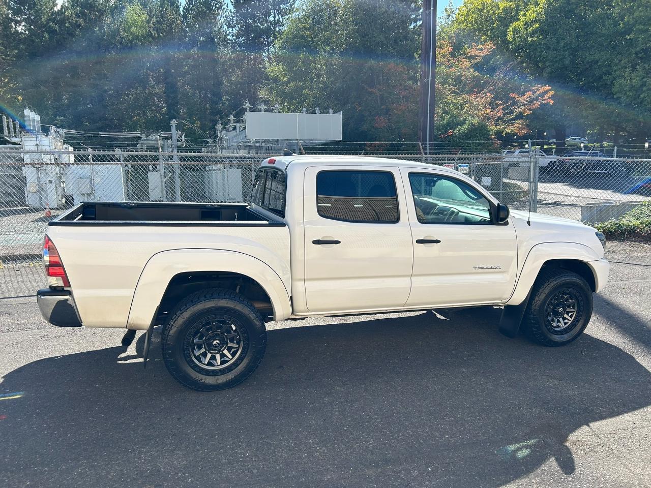Toyota Tacoma Double Cab V6 4WD 2012