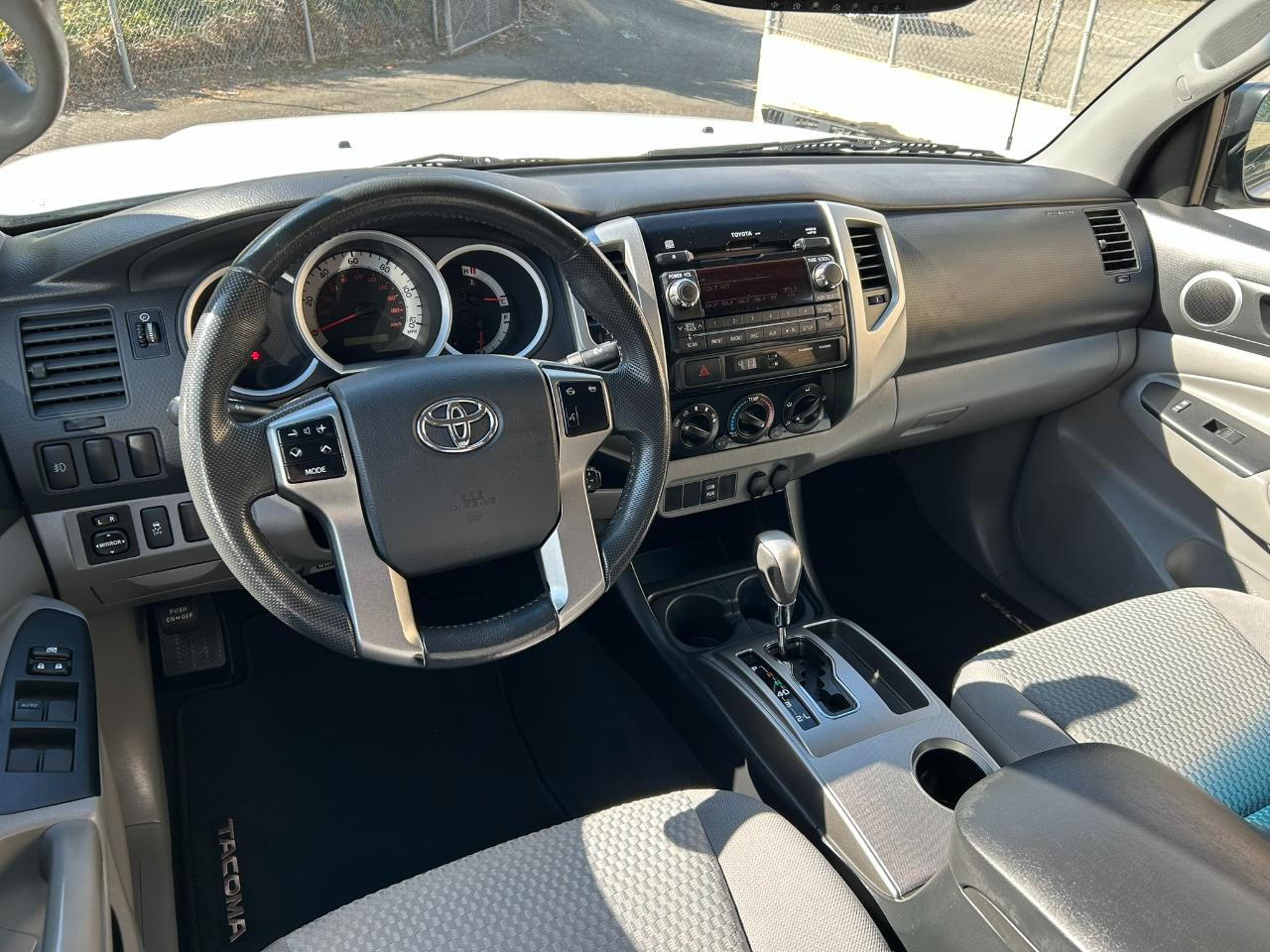 Toyota Tacoma Double Cab V6 4WD 2012