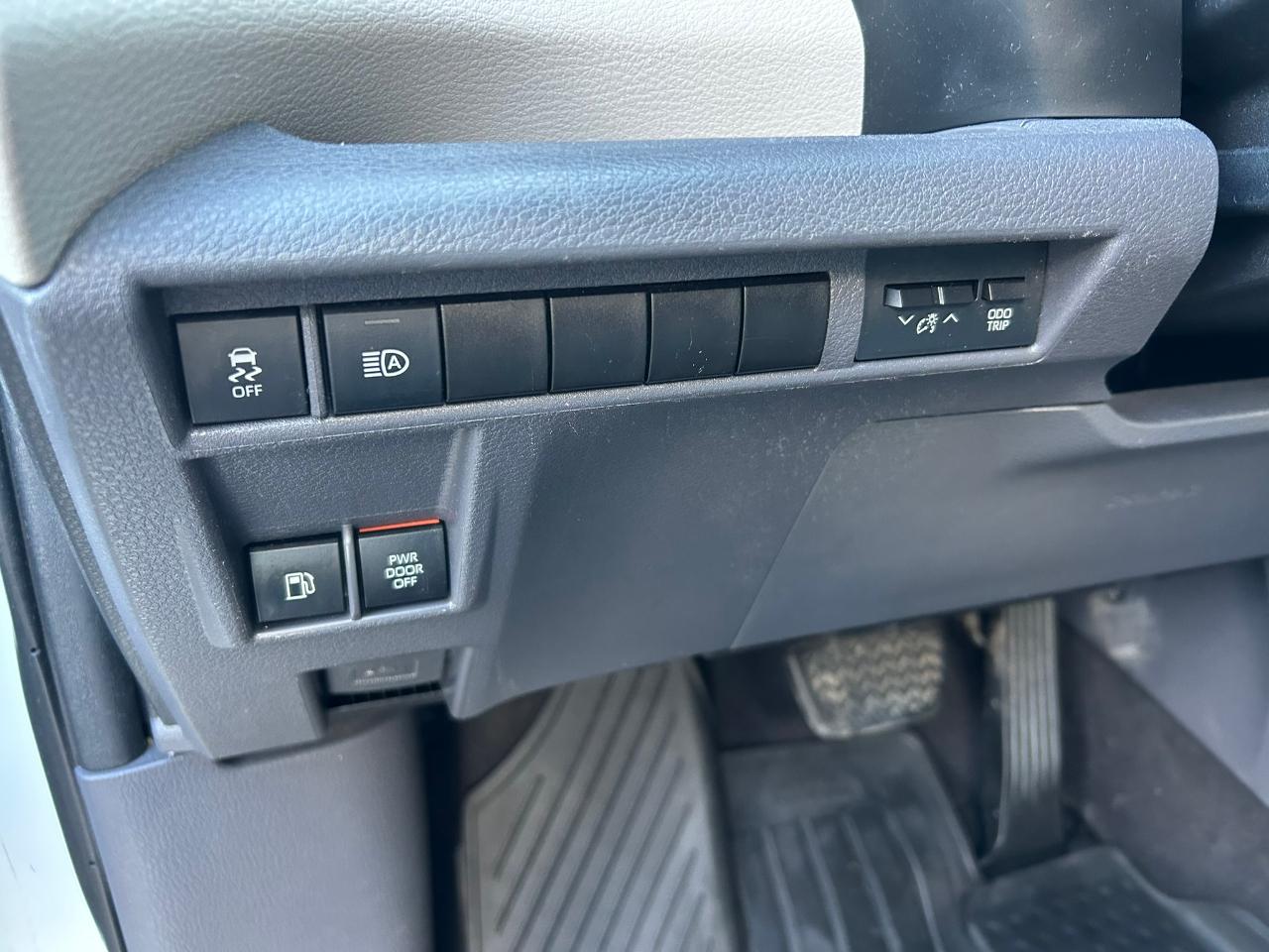Toyota Sienna XLE 7-Passenger AWD 2021
