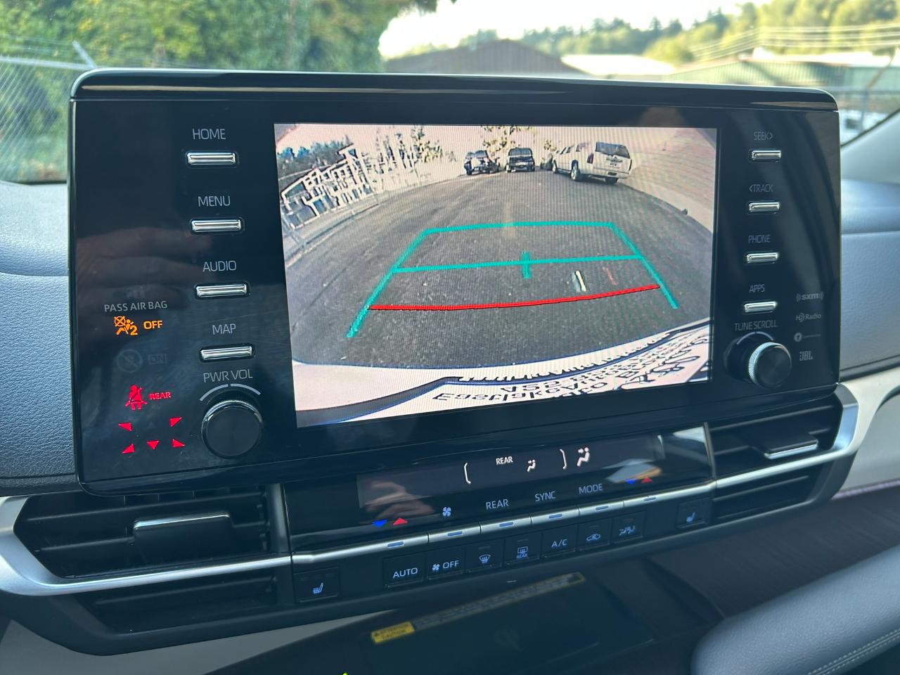 Toyota Sienna XLE 7-Passenger AWD 2021