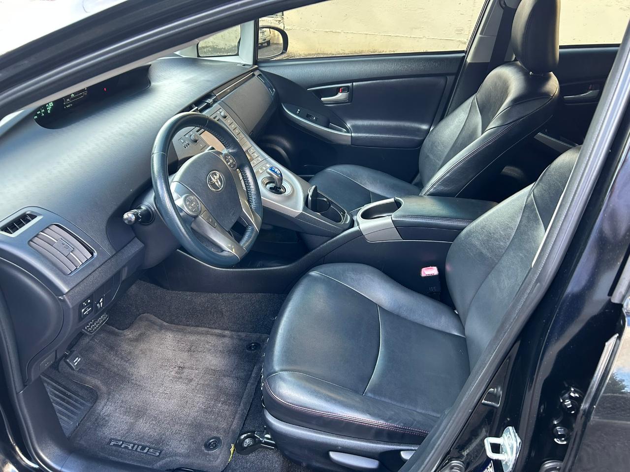 Toyota Prius  2013
