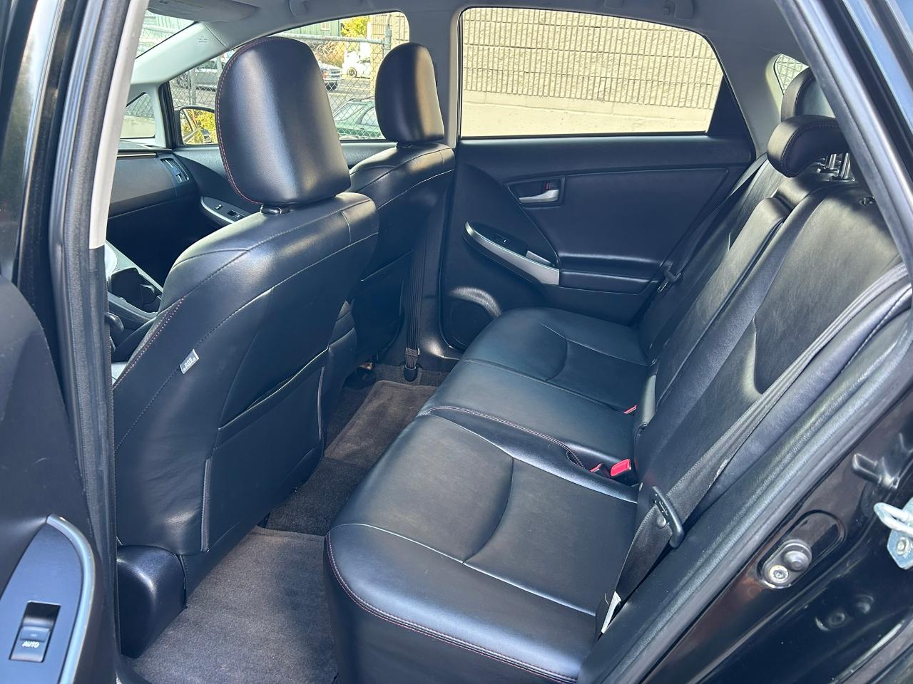 Toyota Prius  2013