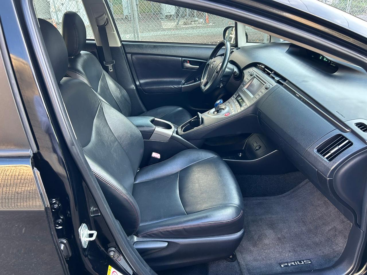 Toyota Prius  2013