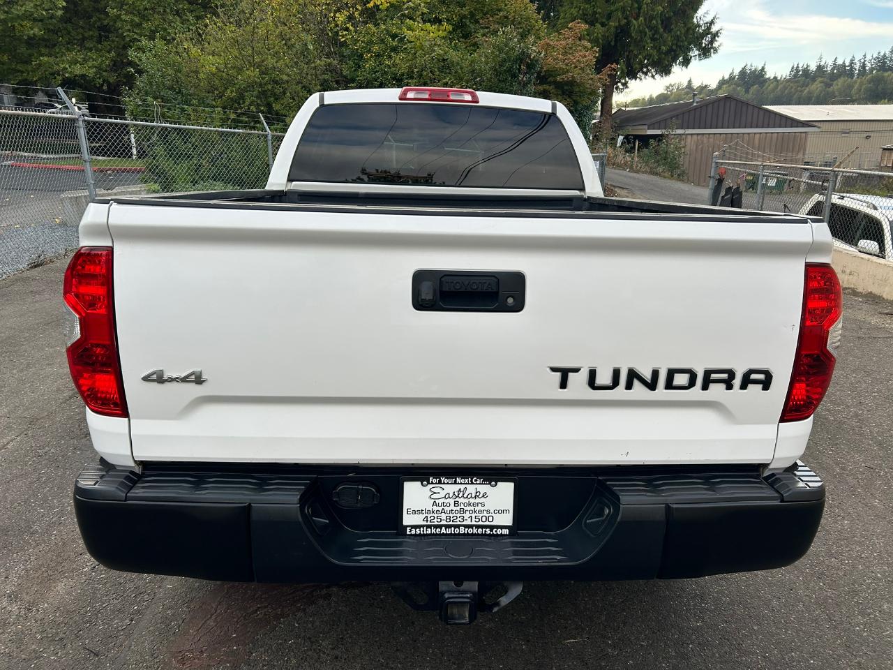 Toyota Tundra SR5 5.7L V8 FFV Double Cab 4WD 2018
