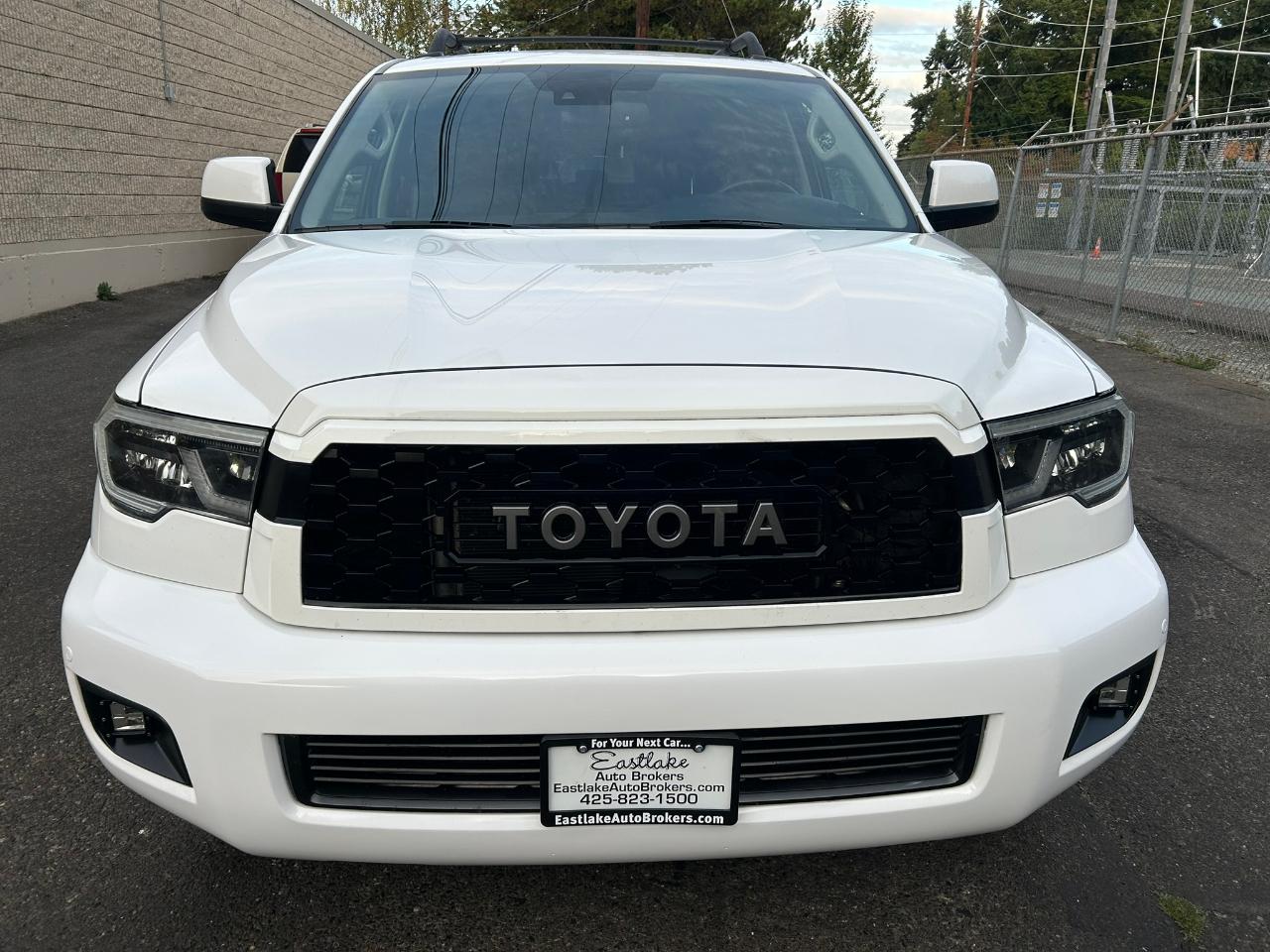 Toyota Sequoia  2020