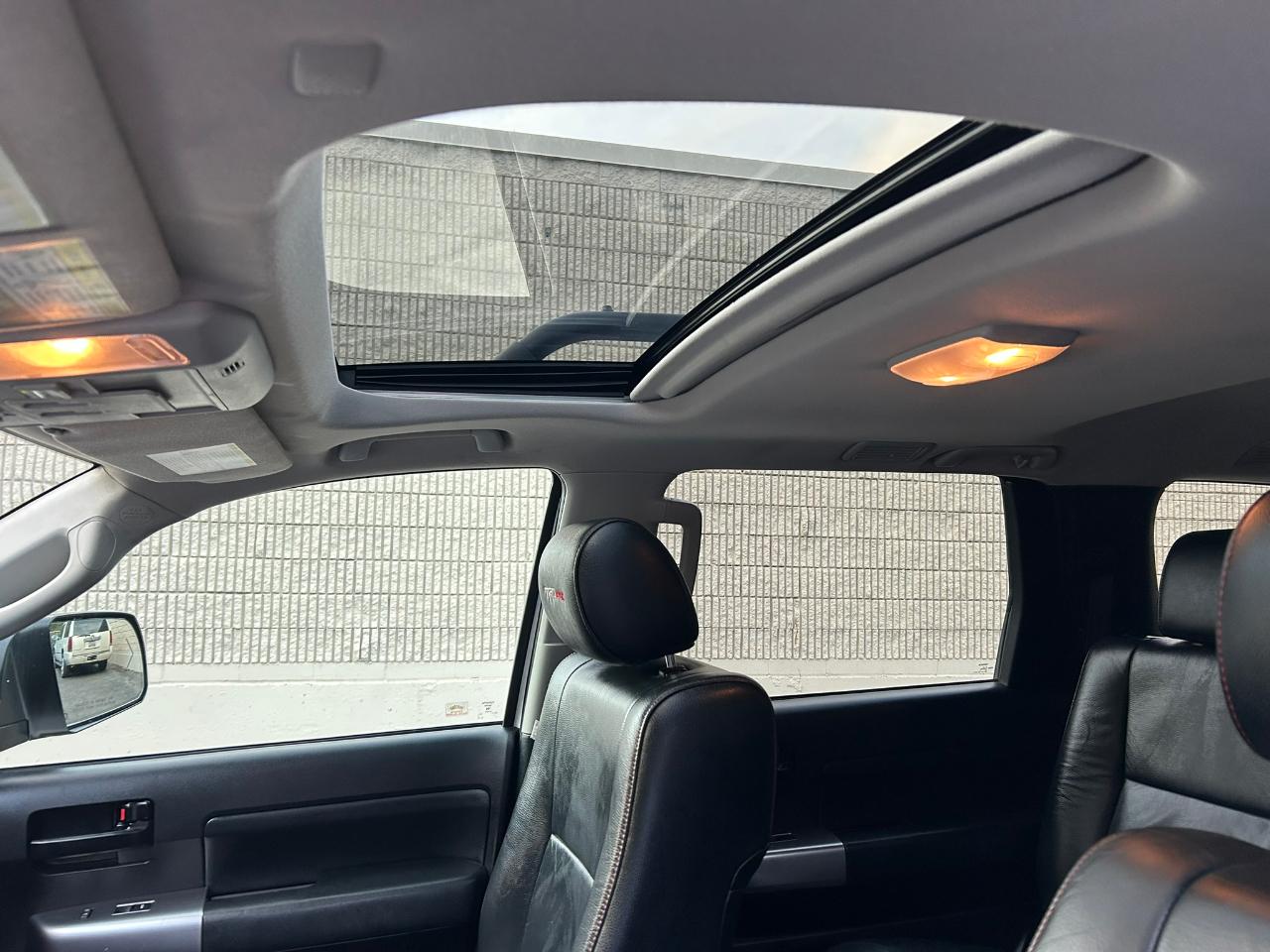 Toyota Sequoia  2020