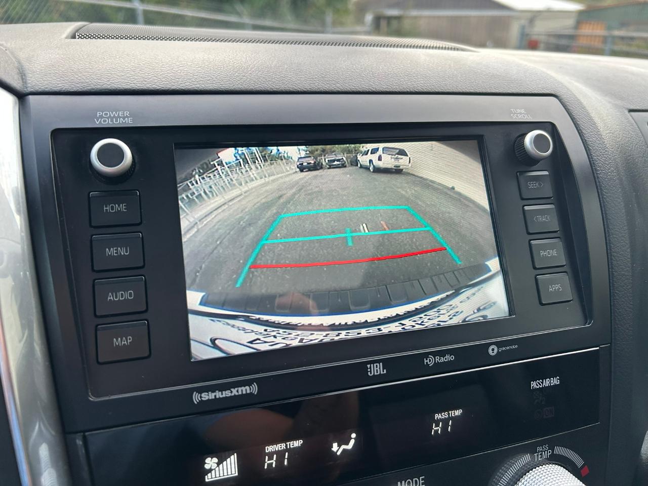 Toyota Sequoia  2020
