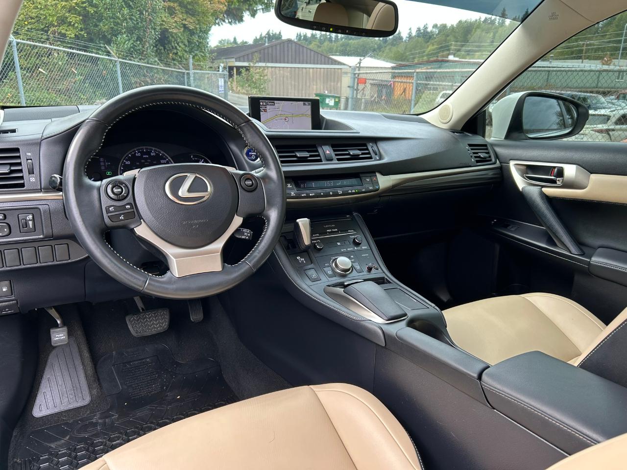 Lexus CT 200h Premium 2014