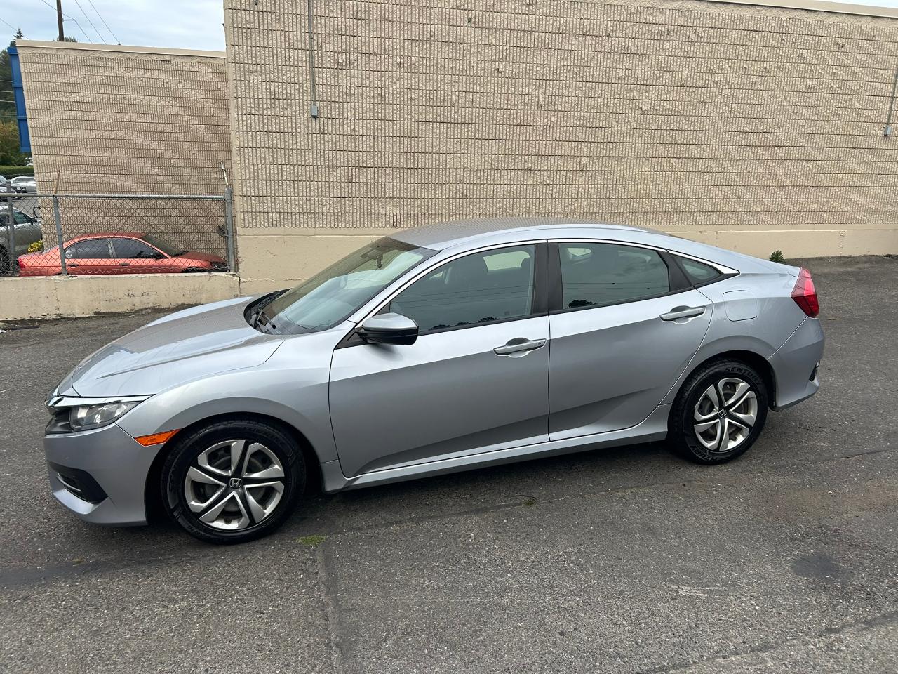 Honda Civic LX Sedan CVT 2017