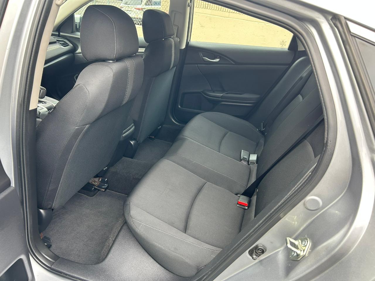 Honda Civic LX Sedan CVT 2017