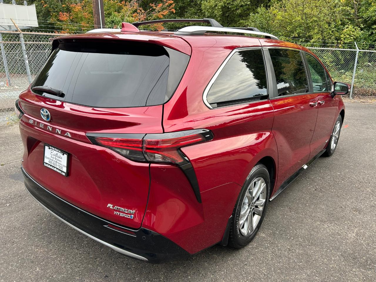 Toyota Sienna Platinum 7-Passenger AWD 2021