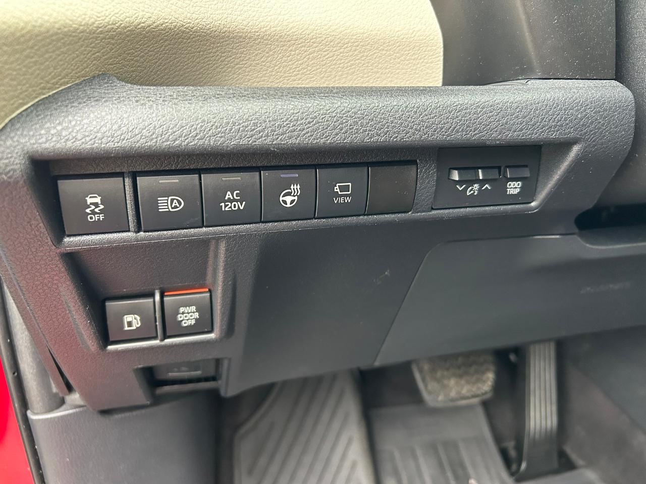 Toyota Sienna Platinum 7-Passenger AWD 2021