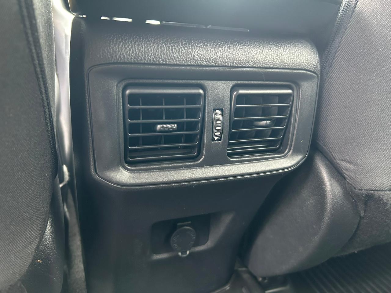 Toyota RAV4 Hybrid LE 2022