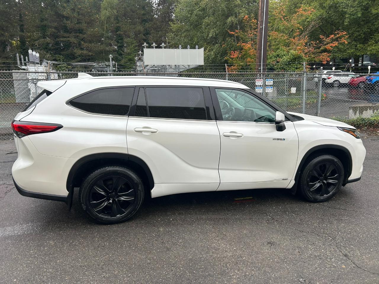 Toyota Highlander Hybrid XLE AWD 2020
