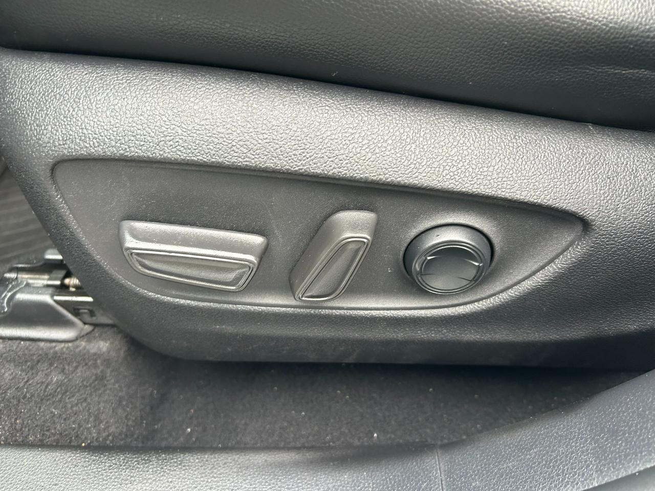 Toyota Highlander Hybrid XLE AWD 2020