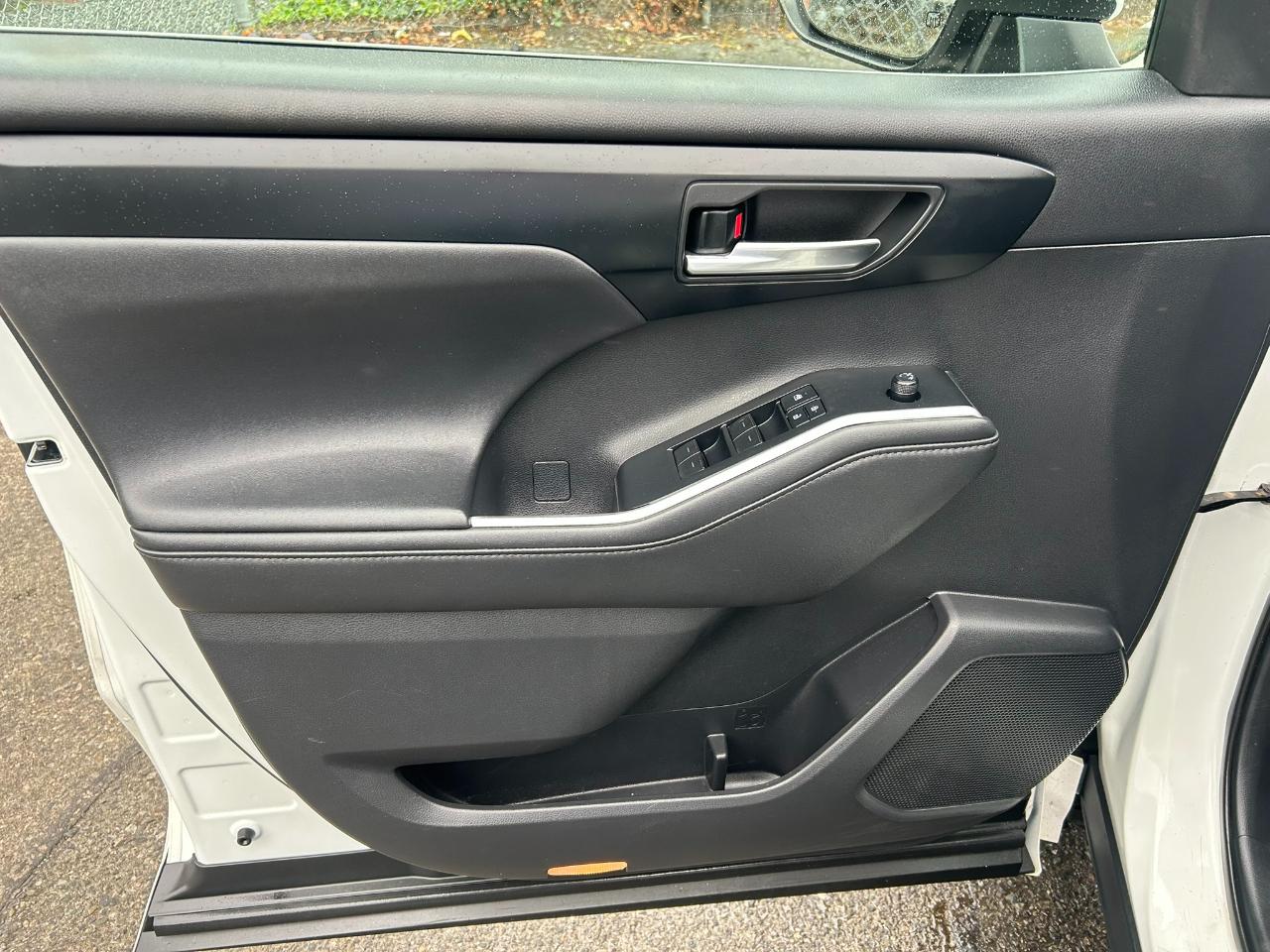 Toyota Highlander Hybrid XLE AWD 2020