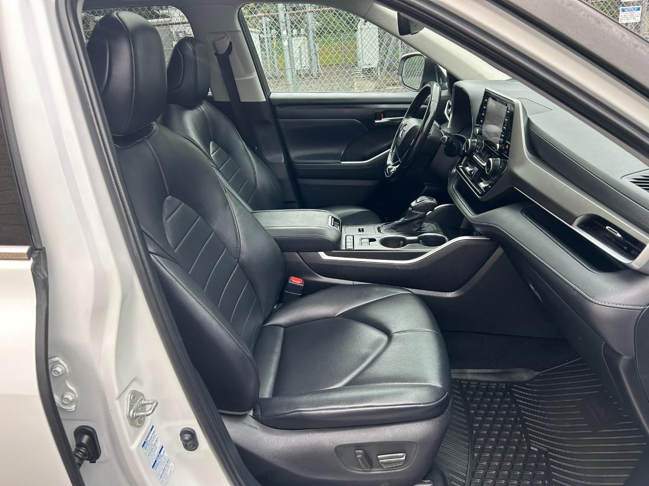 Toyota Highlander Hybrid XLE AWD 2020