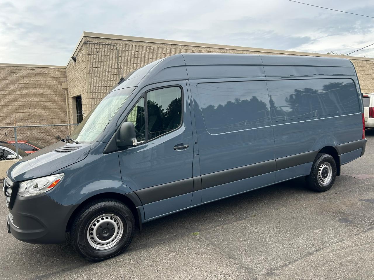 Mercedes-Benz Sprinter  2019