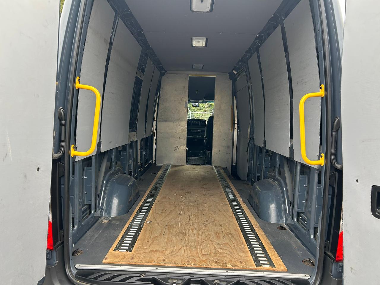 Mercedes-Benz Sprinter  2019
